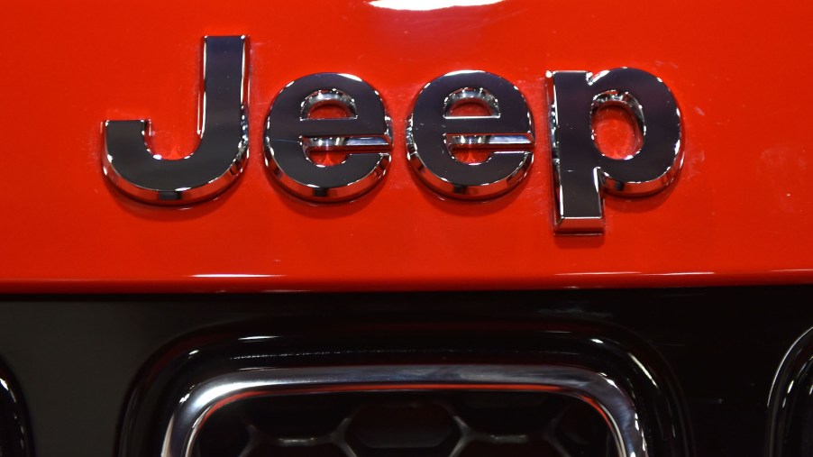 A Jeep logo