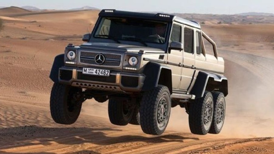 Mercedes-Benz G63 AMG 6x6 airborn on the desert