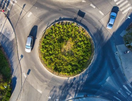 Are You Scared to Drive on Roundabouts? — Try These Tips