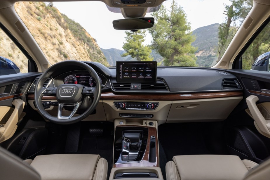 interior of hte Audi Q5 PHEV