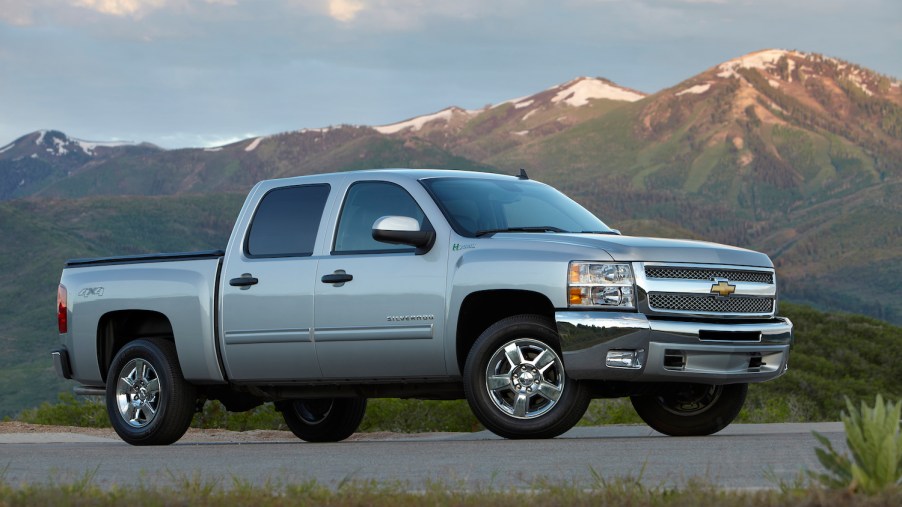 Promo photo of General Motors most recent hybrid pickup truck, the 2012 Chevrolet Silverado.
