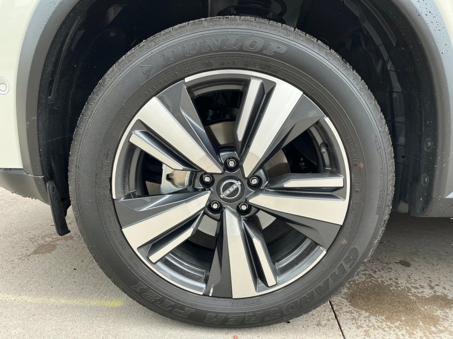 The 19-inch wheel and tire on the 2022 Nissan Rogue Platinum.
