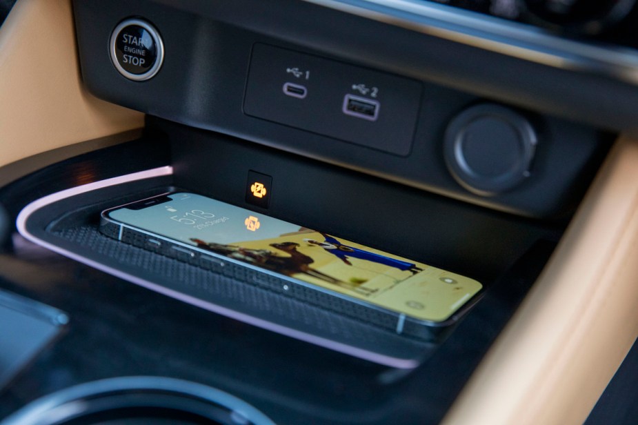 The wireless charger in the 2022 Rogue.