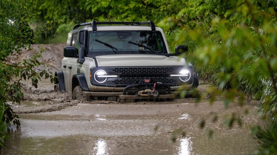 2022 Ford Bronco Everglades off-roading