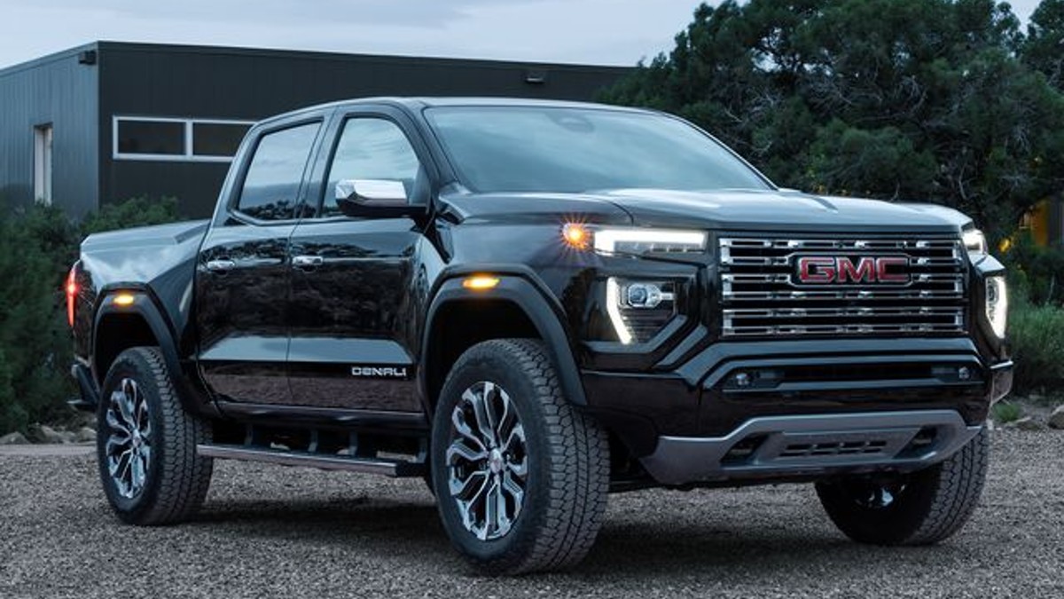 The 2023 GMC Canyon Is Bigger, Better, and Stronger Than Before