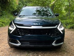 Driven: The Kia Sportage Hybrid Is the Best Option