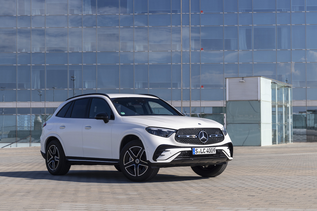 2023 Mercedes-Benz SUVs: A white Mercedes-Benz GLC parked in front of a building. 