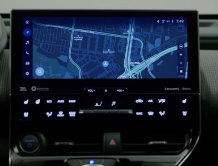 How Does Using a Navigation System Affect an EV’s Driving Range?