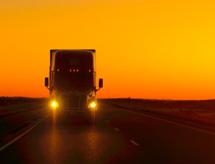 5 Reasons Truckers in Semis Flash Their Lights at You