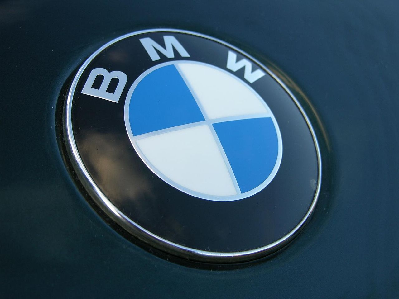 Want To Buy A BMW Here Are 5 Surprising Things You Should Know want-to-buy-a-bmw-here-are-5-surprising-things-you-should-know