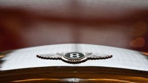 Bentley logo, maker of the Bentley Flying Spur Speed.