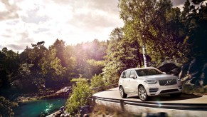 The best luxury midsize SUVs for 2022 include this Volvo XC90