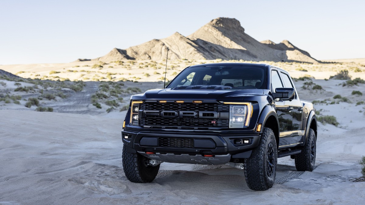 2023 Ford F150 Raptor R The V8 Raptor Is Finally Here