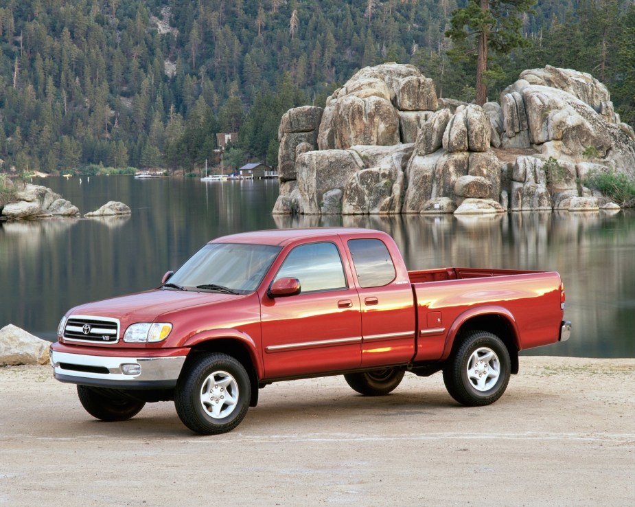 A pre-owned Toyota Tundra pickup truck from 2000