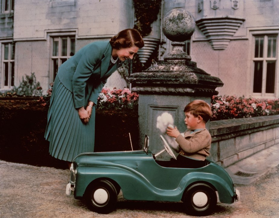 Then-Princess Elizabeth loved cars.