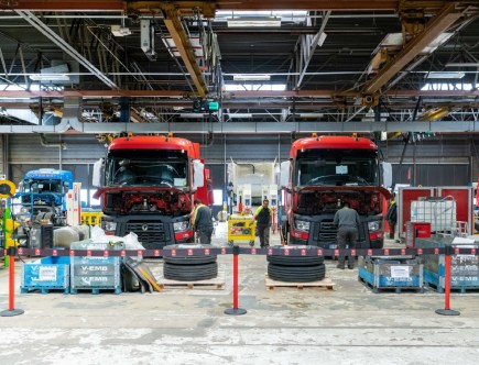 Renault Trucks’ Used Parts Factory Is Now a Truck Disassembly Plant