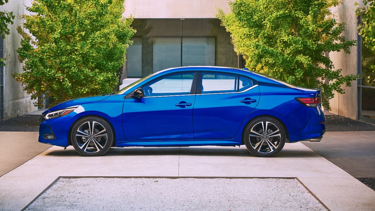 Side view of blue 2022 Nissan Sentra, highlighting why modern cars look the same