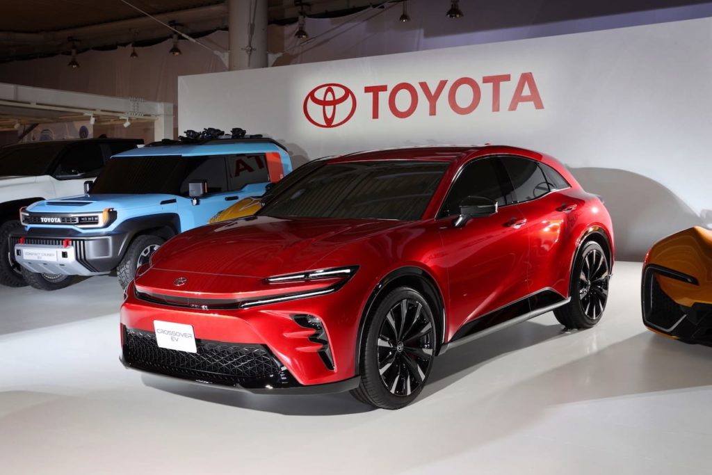 The New 2023 Toyota C-HR May Been Leaked