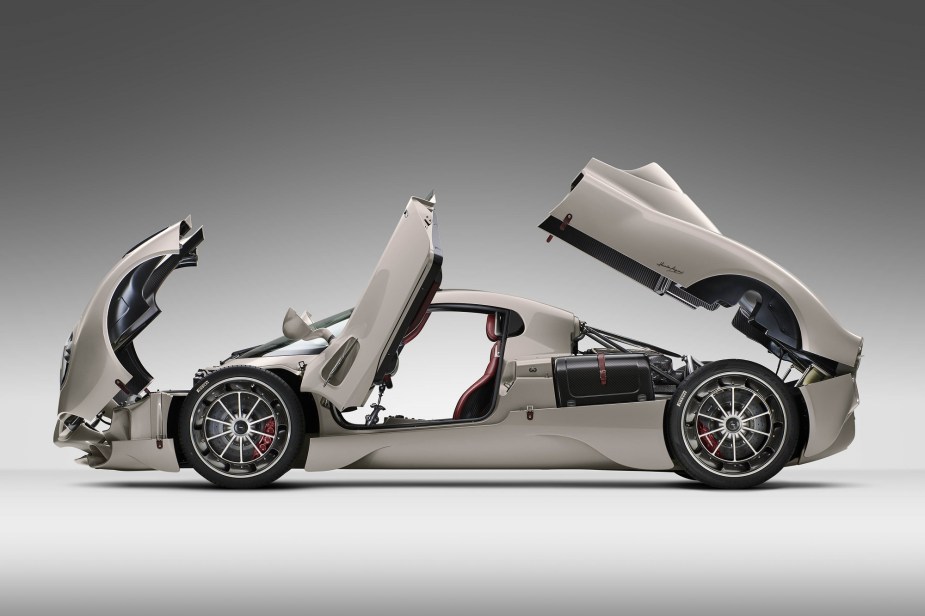 The Pagani Utopia, the newest hypercar from Pagani, is an artistic celebration of old-school supercars.