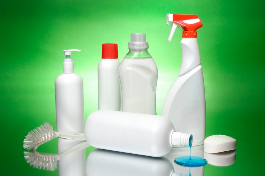 Ceramic coating sprays for cars