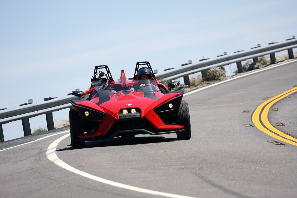3 Pros and 3 Cons of Driving a Polaris Slingshot Daily