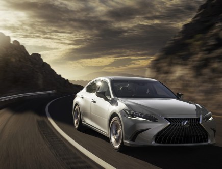 6 Reasons the 2023 Lexus ES Is the 1 Luxury Car That’s Still Worth Driving