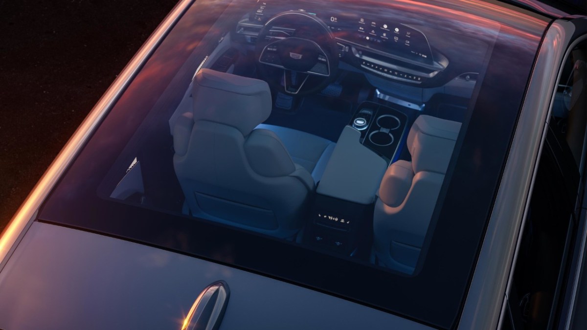 2023 Cadillac Lyriq interior