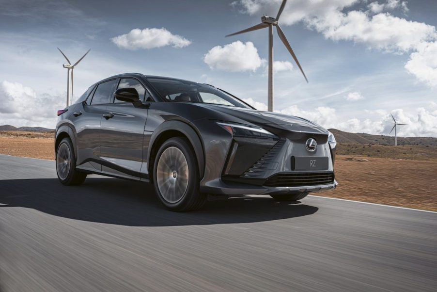 2023 Lexus RZ vs. 2023 Toyota bZ4X