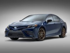 Which 2023 Toyota Camry Model Is Best on Gas?