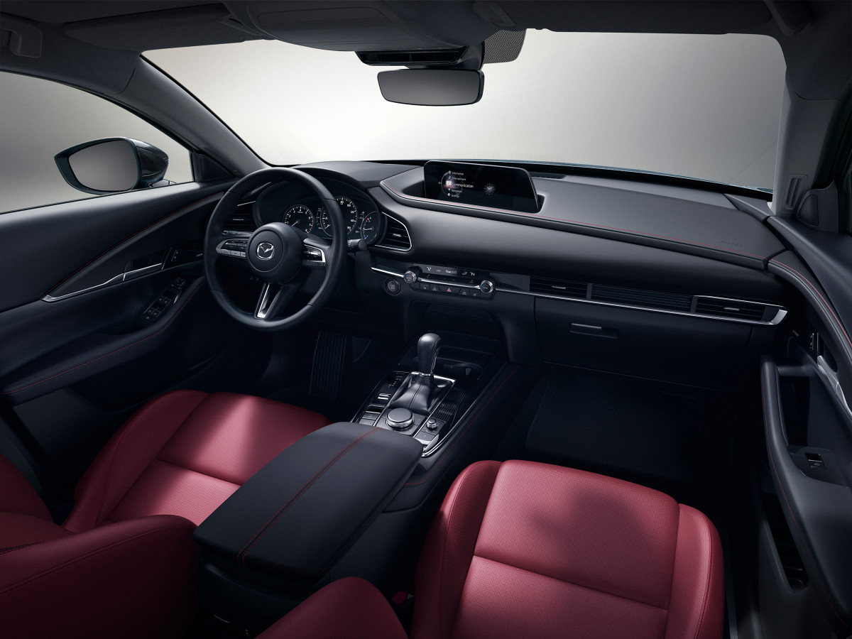 Dashboard and front seats in 2023 Mazda CX-30