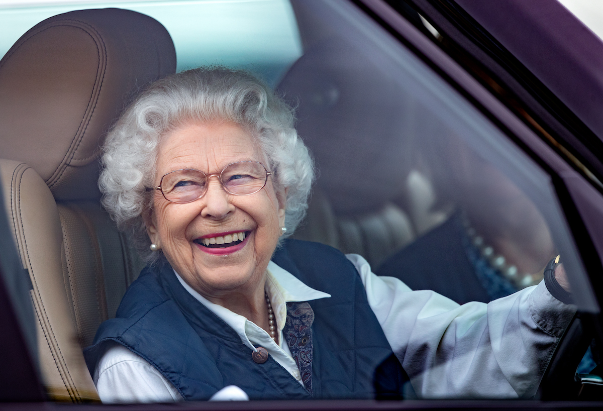 Did the queen have a driver's license?