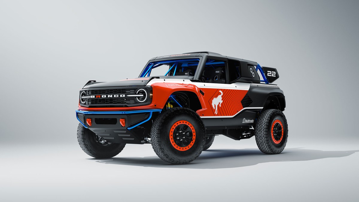 Ford Bronco DR 
