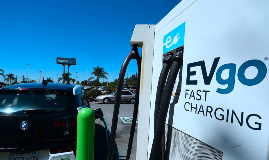 How Much Does It Cost to Charge an Electric Car at Walmart?