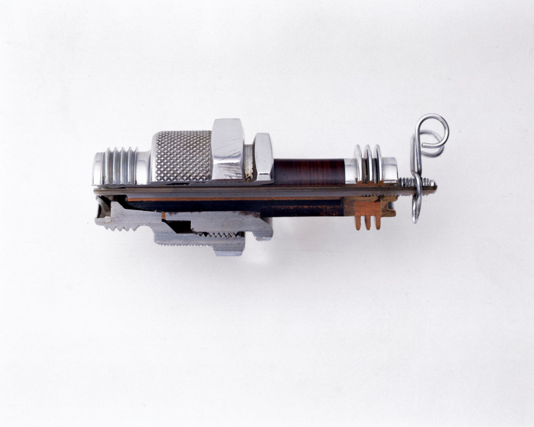 A closeup diagram of a A KLG spark plug type KSS1 from 1935