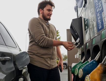 A Gas Credit Card Saves Less Money at the Pump Than a Standard Credit Card, According to Consumer Reports