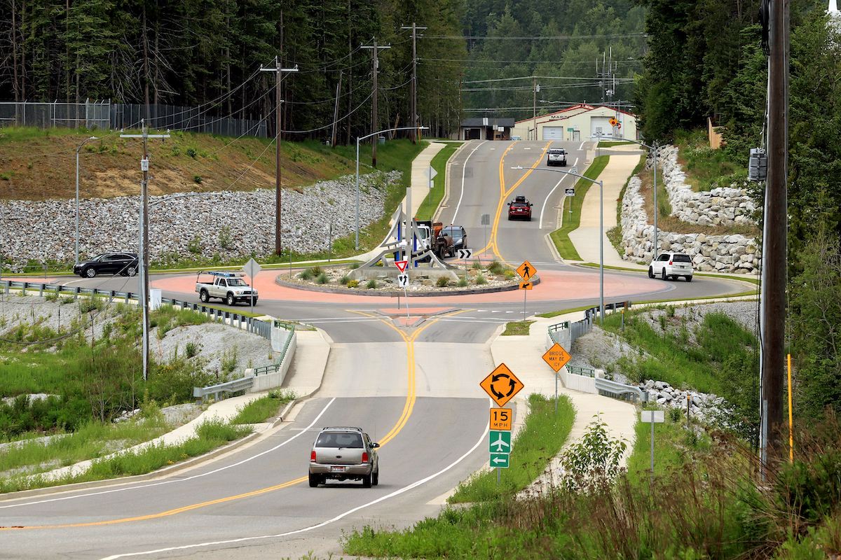 Roundabout and traffic circle rules