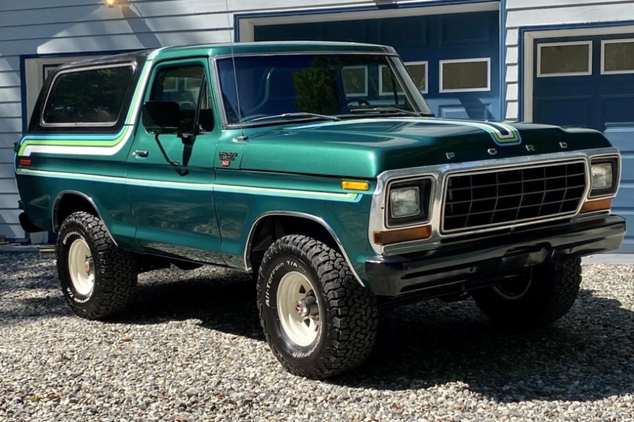 1978 Ford Bronco in green and white