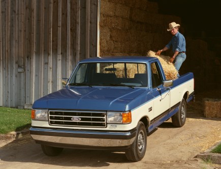 What Years Is an OBS Ford F-150 Pickup Truck?