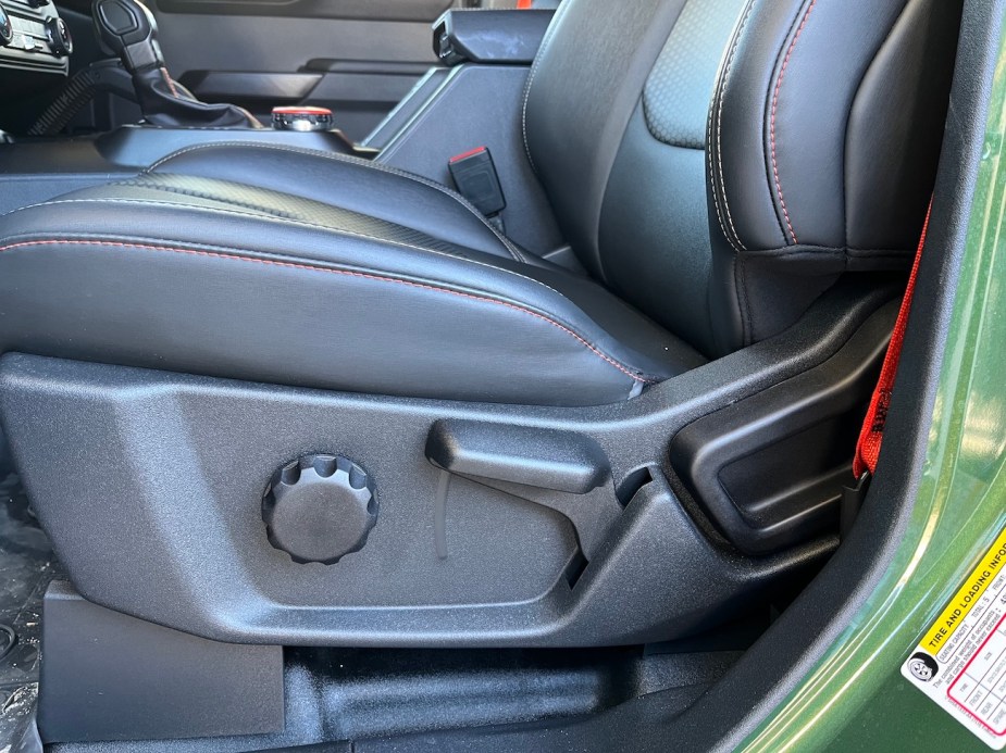 2022 Ford Bronco Raptor manually-adjustable seats