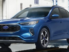 Consumer Reports Recommends the 2023 Ford Escape Hybrid