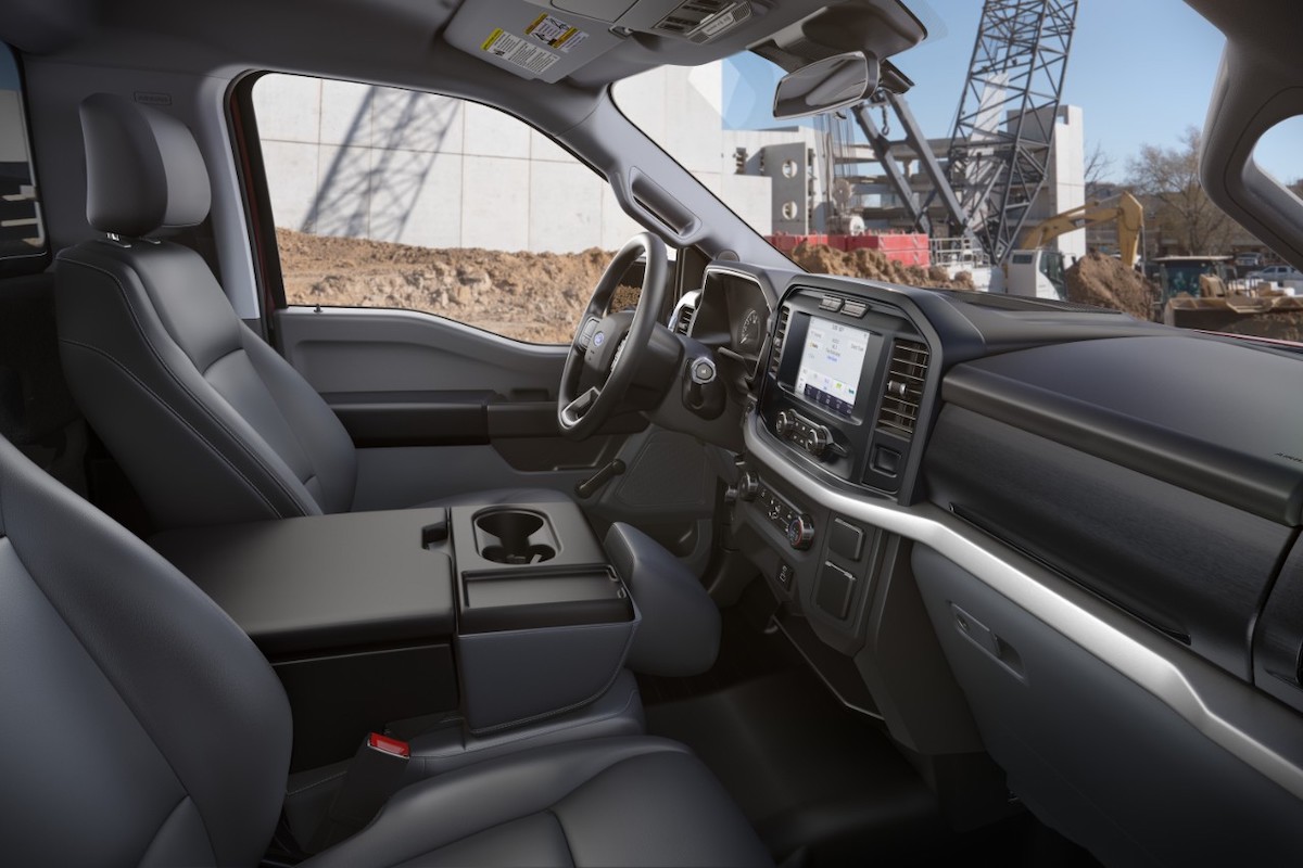 2023 Ford F-150 XL interior