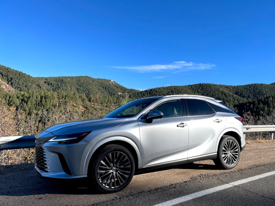 2023 Lexus RX 350h side view is one of the best hybrid SUVs for driving in snow.