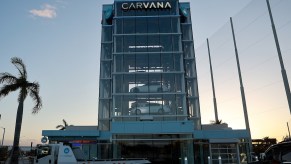 Carvana kiosk that may not be doing well considering Carvana's problems.