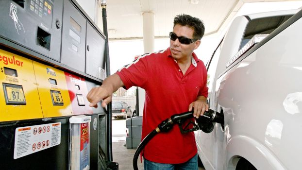 The EPA Finds That E15 Fuel Is Dangerous for 2001 Model Cars and Older