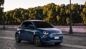 The electric 500, the FIAT 500e, promises to be a new, stylish EV hatchback.