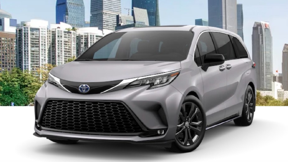Front angle view of new 2023 Toyota Sienna minivan with Celestial Silver Metallic exterior paint color
