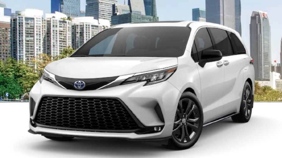 Front angle view of new 2023 Toyota Sienna minivan with Ice Cap exterior paint color