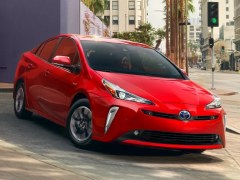 Why Do Hybrid Cars Get Better Gas Mileage for City Driving?