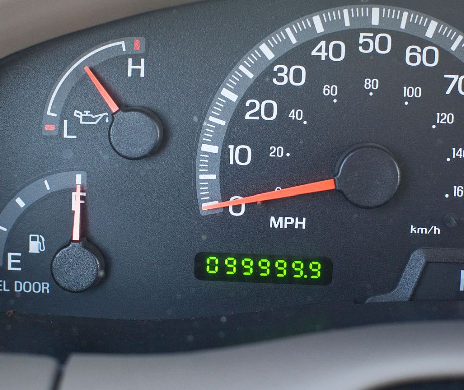 Odometer with 99,999 miles