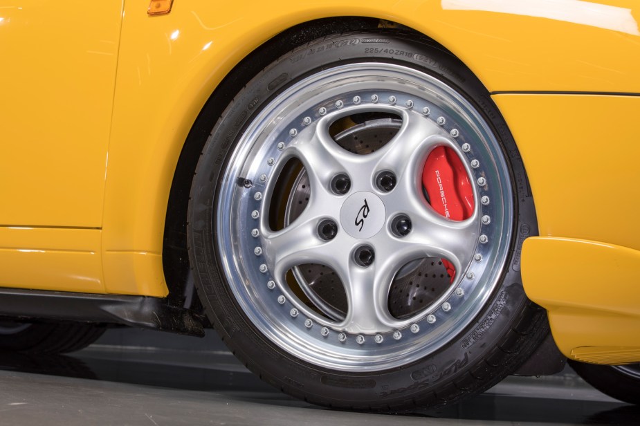 A picture of a wheel before car tire rotation